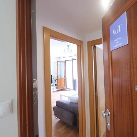 Entre Castillo Y Catedral Vut 09587