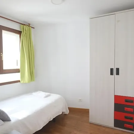 Entre Castillo Y Catedral Vut 09587