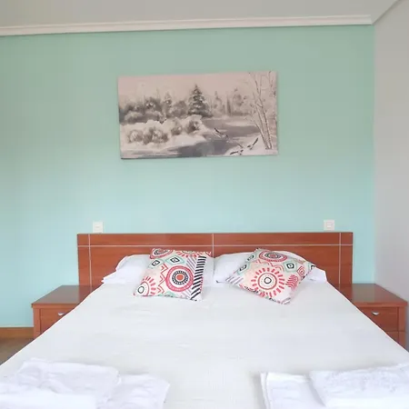 Entre Castillo Y Catedral Vut 09587