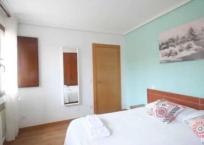 Entre Castillo Y Catedral Vut 09587 Apartment