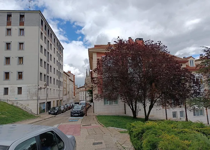 Entre Castillo Y Catedral Vut 09587 Apartment *